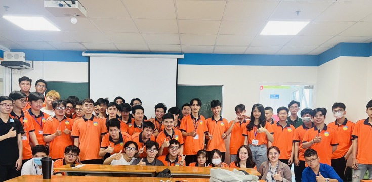HUTECH tổ chức Diễn đàn "Khát vọng thanh niên Thành phố Bác" 16