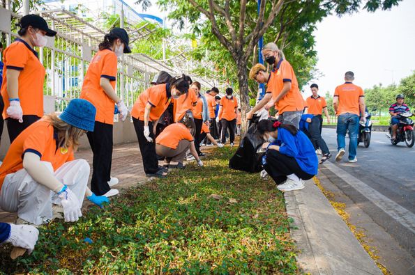 TUỔI TRẺ HUTECH THỰC HIỆN NGÀY CHỦ NHẬT XANH LẦN THỨ 154 TẠI TP. THỦ ĐỨC 4