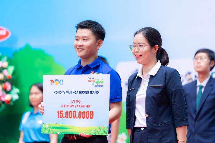 Tri ân đối tác Công Ty Văn Hoá Hương Trang góp sức cùng chiến dịch Mùa hè xanh HUTECH năm 2026 lan tỏa giá trị đẹp đến với cộng đồng 14