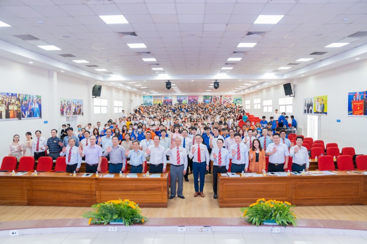 213 cá nhân và 10 tập thể "Sinh viên 5 tốt" được vinh danh tại Lễ tuyên dương Sinh viên 5 tốt các cấp 5