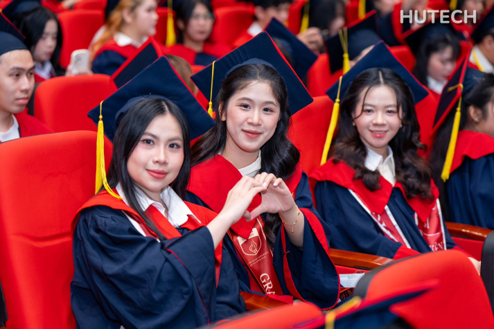 Từ nỗ lực đến tự hào: Các tân khoa sẵn sàng đăng ký tham dự lễ tốt nghiệp đợt 3 năm 2026 156