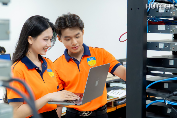 HUTECH thông báo tuyển sinh Chương trình Đào tạo từ xa, trình độ đại học năm 2025 - 2026 đợt 5 đến hết ngày 10/08/2026 359