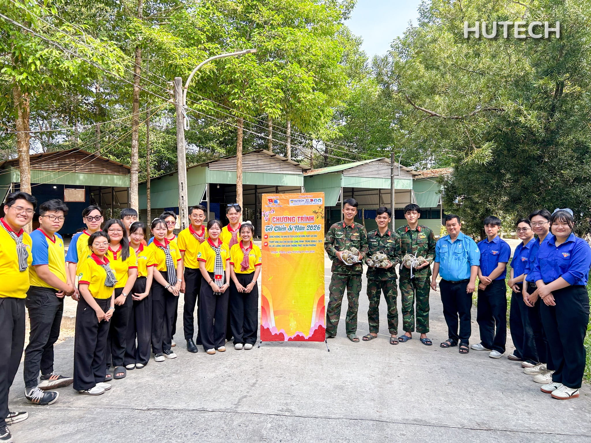 RỰC RỠ SẮC XUÂN, TRỌN VẸN NGHĨA TÌNH 24