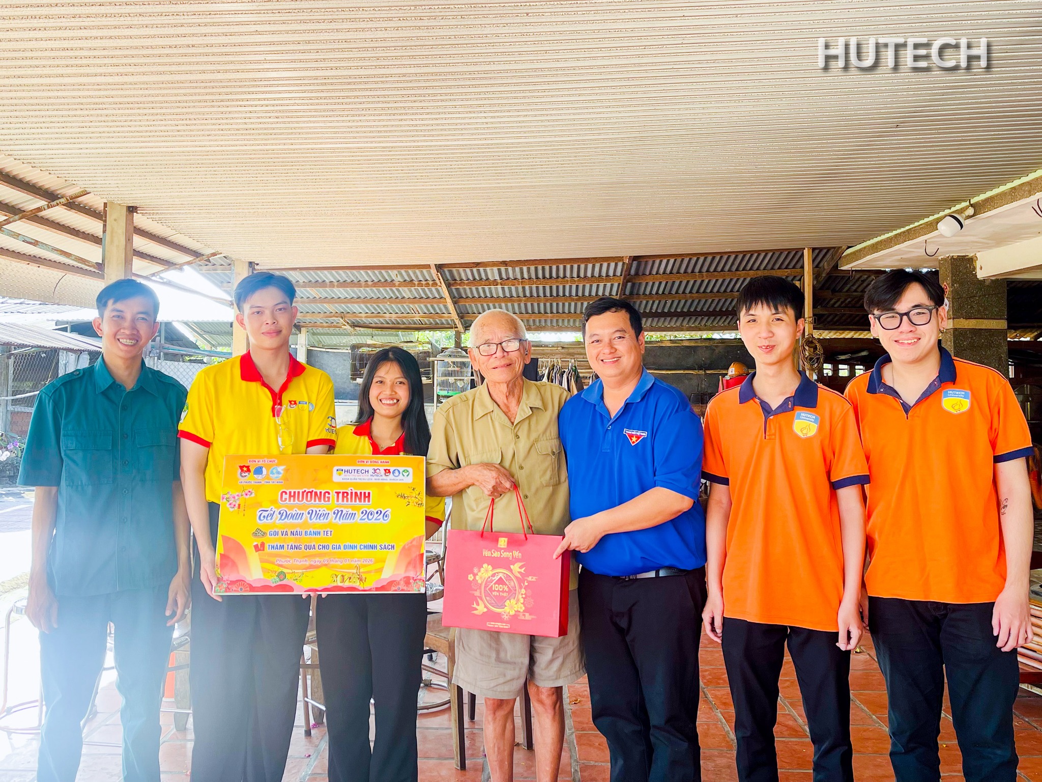 RỰC RỠ SẮC XUÂN, TRỌN VẸN NGHĨA TÌNH 28