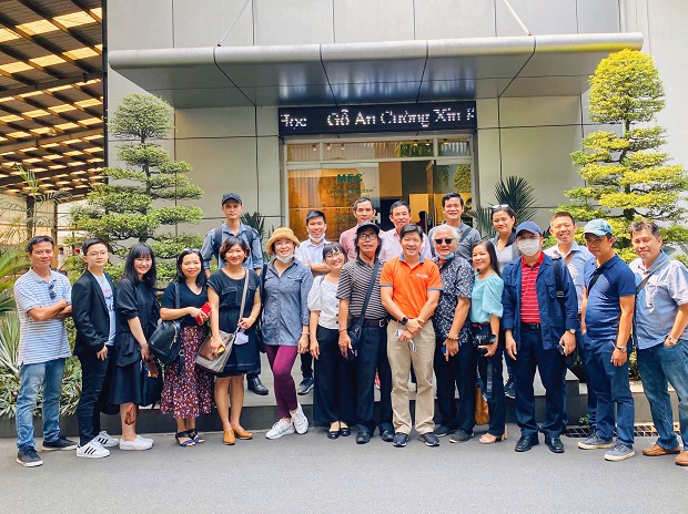 Hutech Faculty of Architecture and Arts Lecturers visited An Cuong wood working factory 18