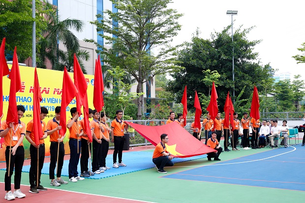 18 athlete teams joined the opening ceremony of HUTECH GAMES 2020 12