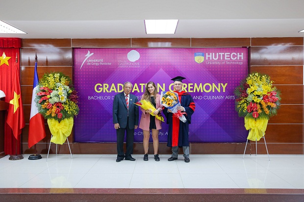 Cergy - Pontoise University and HUTECH organized Graduation Ceremony at ...