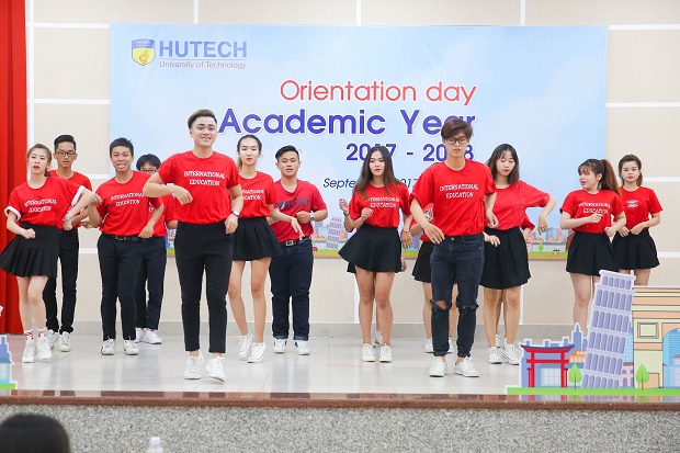 HUTECH Institute of International Education welcomes Freshmen of International programs 62