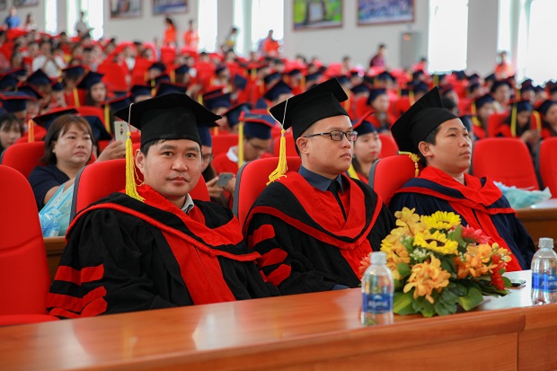 New HUTECH Graduates receive University Degrees in September 2019 ...