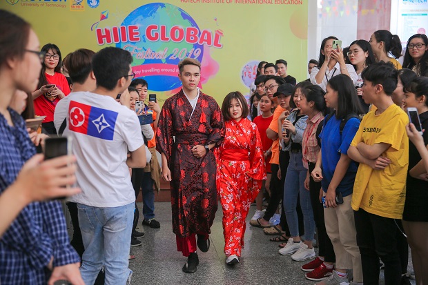 “One day travelling around the world” with HIIE Global Festival 2019 106