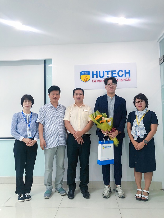 HUTECH welcomes Korea International Cooperation Agency’s volunteer 45