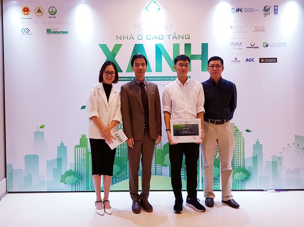 HUTECH Architecture student won the first prize of the contest “Green Architecture for Vietnamese student 2019” 23