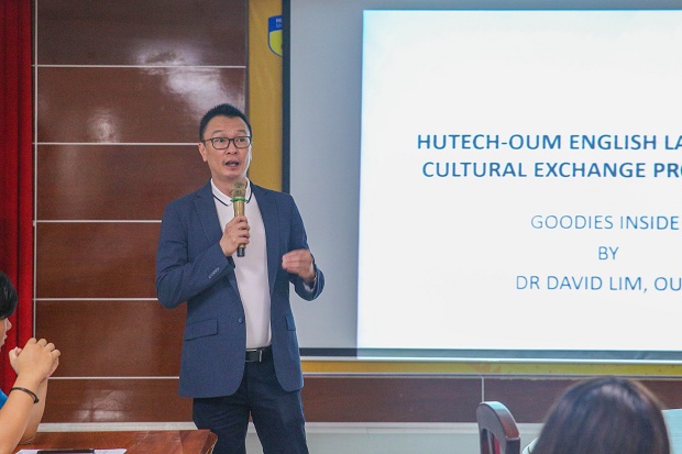 HUTECH organizes conference to introduce exchange semester program in OUM 19
