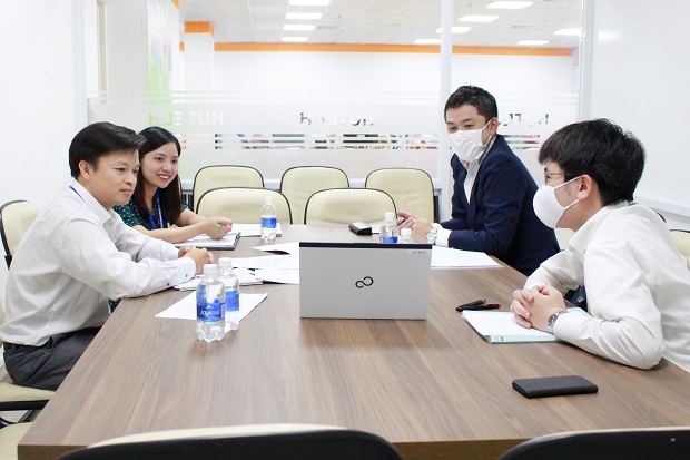Representatives of Musashino Foods visited and had a meeting with HUTECH 34