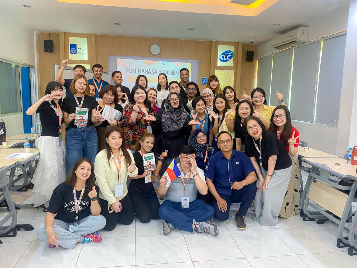 Internationalization Highlights at HUTECH from March to May 2026: Connecting Cultures, Academia, and the Global Community 276