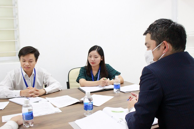 Representatives of Musashino Foods visited and had a meeting with HUTECH 36