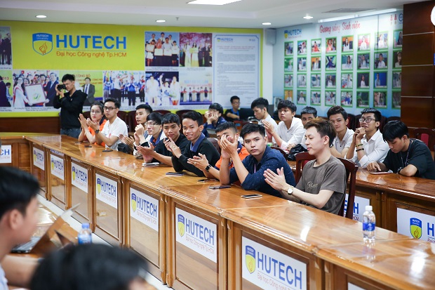 Faculty of Information Technology of HUTECH organizes the closing ...