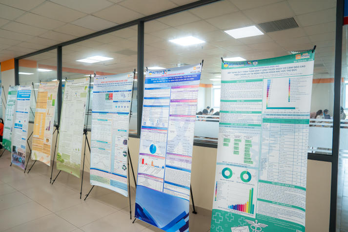 HUTECH advances academic collaboration through national and international research conferences 124