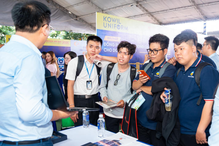 HUTECH IT OPEN DAY 2026 and HUTECH JOB FAIR 2026: Connecting students with nearly 10,000 career opportunities 28