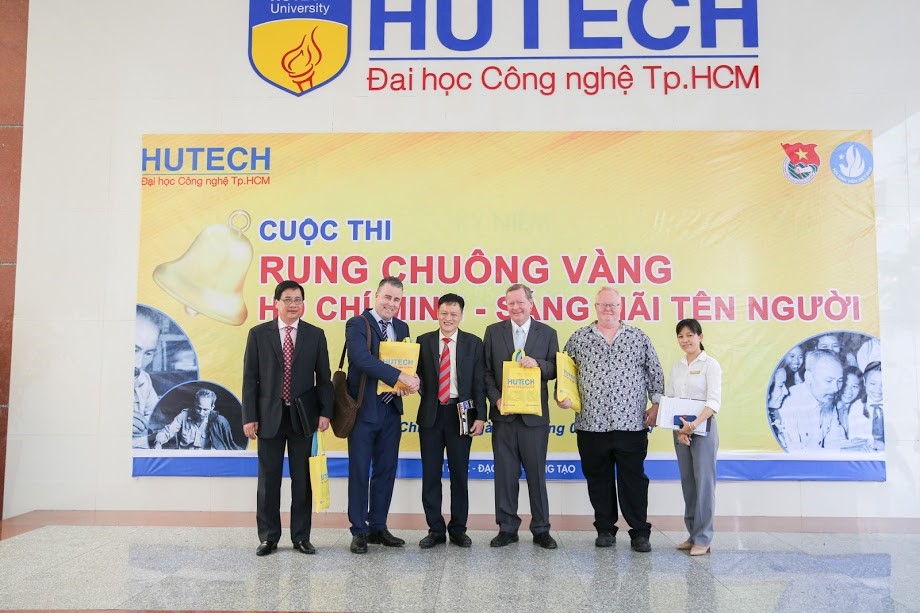 The Government and the Chamber of Commerce Northern Territory Australia are based in HUTECH 172