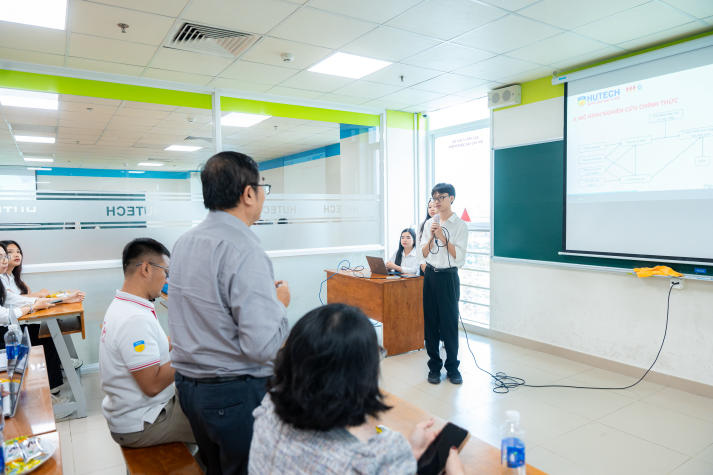 HUTECH advances academic collaboration through national and international research conferences 129