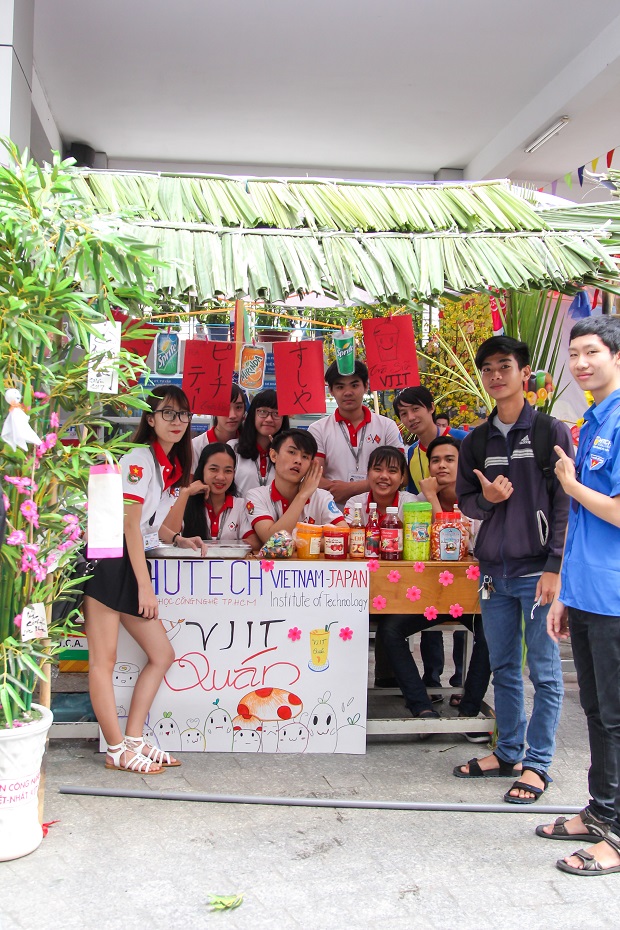 Spring Charity Campaign and Festival 2017 at Ho Chi Minh City University of Technology (HUTECH) 101