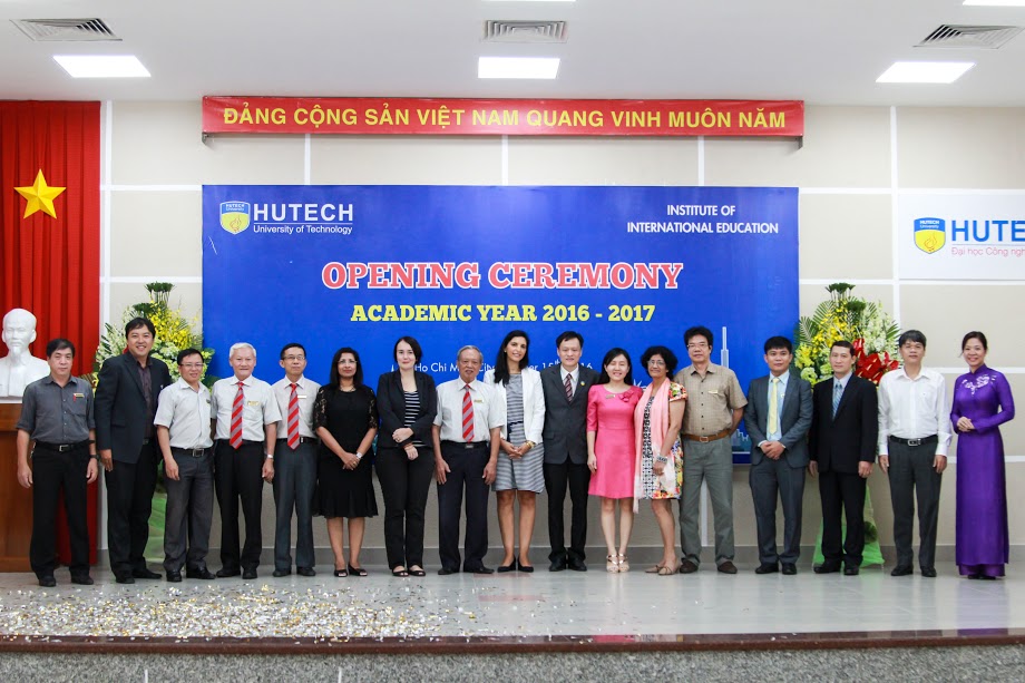 HUTECH Institute of International Education Opening Ceremony for the Academic Year 2016 - 2017 366