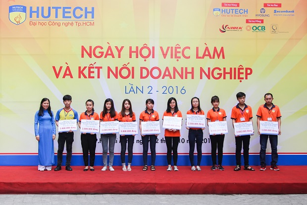 More than 6,000 students participated in 60 different business at the HUTECH Career Fair 66