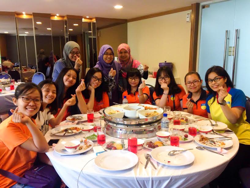 HUTECH students take part in exchange semester at Open University of Malaysia 64
