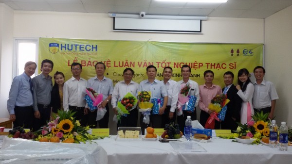 HUTECH tổ chức bảo vệ luận văn Thạc sĩ chuyên ngành Công nghệ thông tin, Quản trị kinh doanh và Kỹ t 20