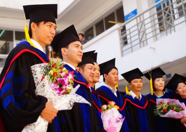 HUTECH tổ chức bảo vệ luận văn Thạc sĩ chuyên ngành Công nghệ thông tin, Quản trị kinh doanh và Kỹ t 31