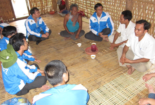Thêm 9 chiến sĩ Mùa hè xanh vinh dự được kết nạp Đảng ngay tại mặt trận 26