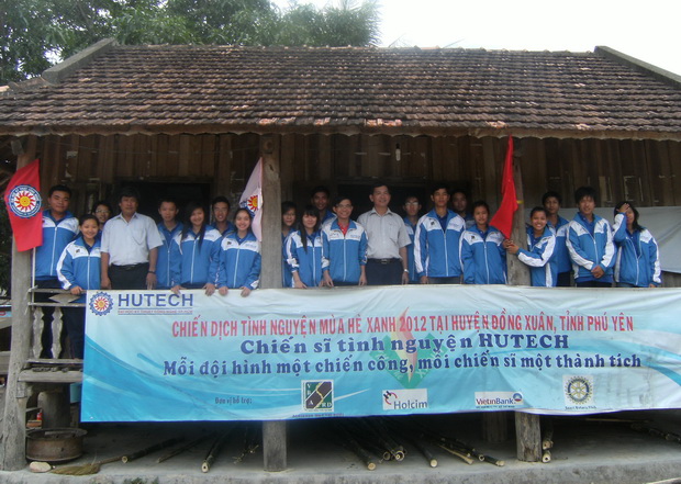 Nhiều công trình thiết thực đã được khởi động trong chiến dịch tình nguyện Mùa hè xanh 2012 17