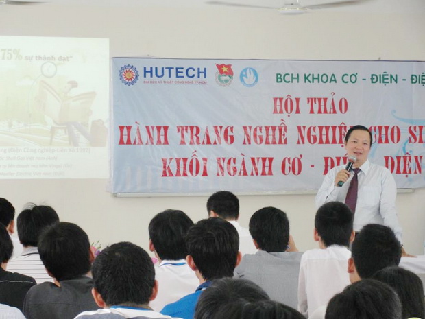  "Hành trang nghề nghiệp" cho sinh viên HUTECH 4