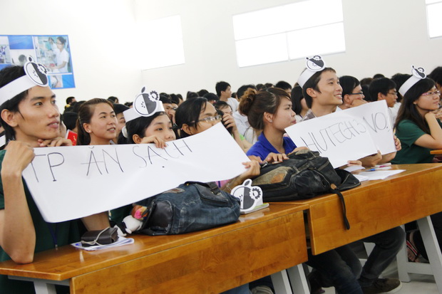 Sôi nổi cuộc thi “Lắng nghe thực phẩm lên tiếng 2012” 4