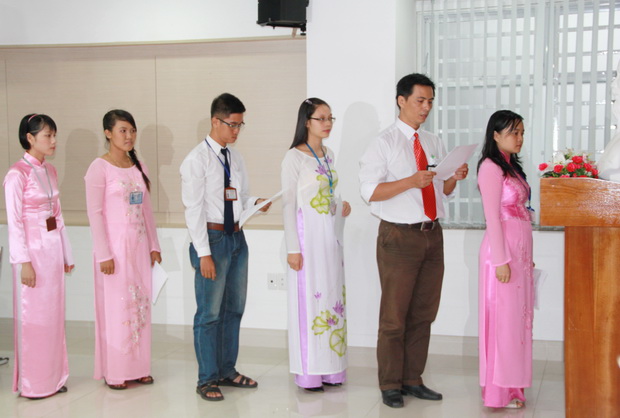 7 quần chúng ưu tú vinh dự kết nạp Đảng đúng dịp kỷ niệm 17 năm thành lập Trường 11