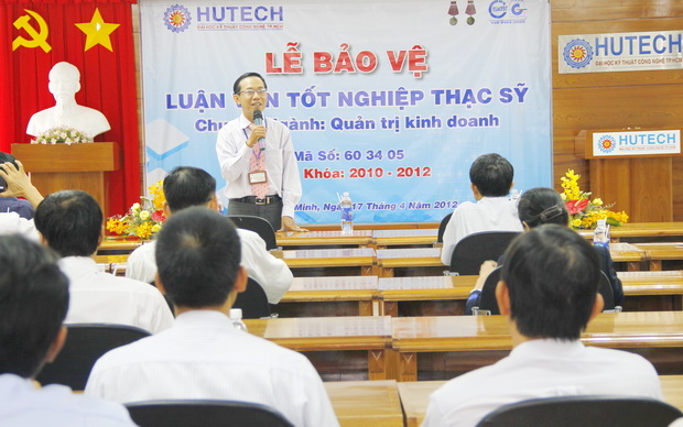 HUTECH tổ chức Lễ Bảo vệ Luận văn tốt nghiệp Thạc sĩ chuyên ngành Quản trị kinh doanh 4