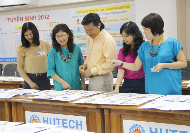 15 best collections reached the final round of HUTECH Designer 2012 12
