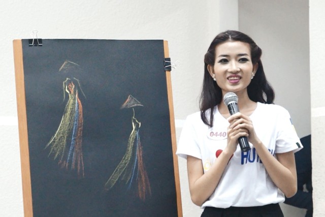 Miss HUTECH 2015: Thí sinh đọ tài sắc trong phần thi "Tỏa sáng tài năng"  77