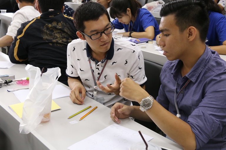 Sinh viên Quốc tế HUTECH xuất sắc đại diện Việt Nam tham gia ASIAN YOUTH CAMP 2015 17