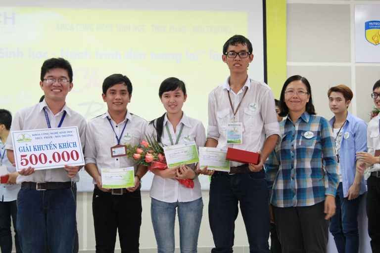 Đội E.Coli giành Giải Nhất Cuộc thi “Công nghệ sinh học – Hành trình đến tương lai” 55