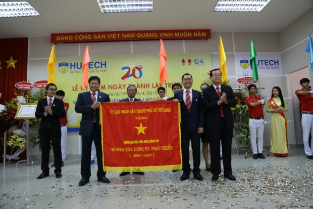 Ho Chi Minh University of Technology (HUTECH) celebrated 20th Anniversary of the establishment and h 13