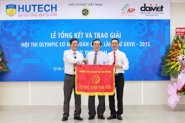 The successful Closing Ceremony of the 27th National Olympic Contest  on Mechanics in 2015 28