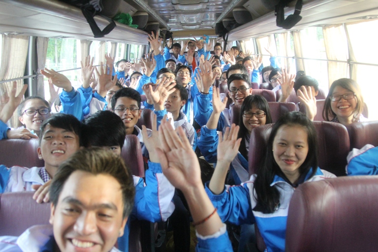 Mùa hè xanh HUTECH 2015: Ngày đầu về địa bàn đóng quân  8