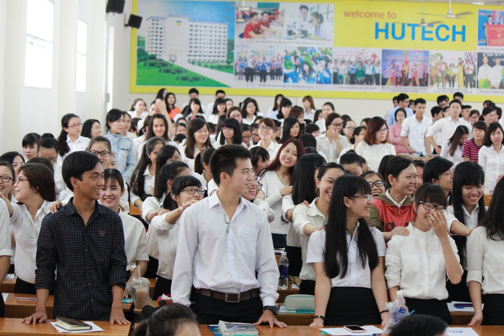 Sinh viên HUTECH hào hứng cùng Hội thảo “Kỹ năng tìm việc Online” 29