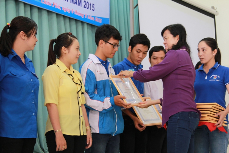 100 chiến sĩ MHX HUTECH hoàn thành xuất sắc nhiệm vụ tại mặt trận An Giang 18