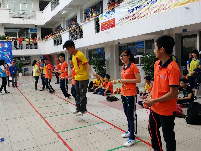 SInh viên  5 tốt - hình mẫu lý tưởng của mọi sinh viên HUTECH