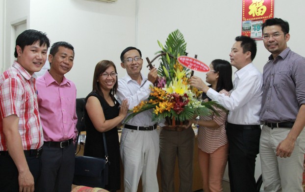 Sôi nổi chuỗi hoạt động chào mừng ngày Nhà giáo Việt Nam tại HUTECH 246