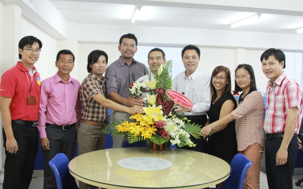 Sôi nổi chuỗi hoạt động chào mừng ngày Nhà giáo Việt Nam tại HUTECH 255