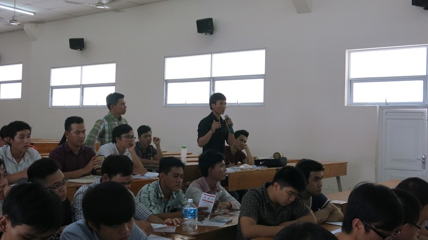 Nhiều kiến thức chuyên ngành bổ ích được chuyên gia Holcim Việt Nam chia sẻ cùng sinh viên HUTECH 42